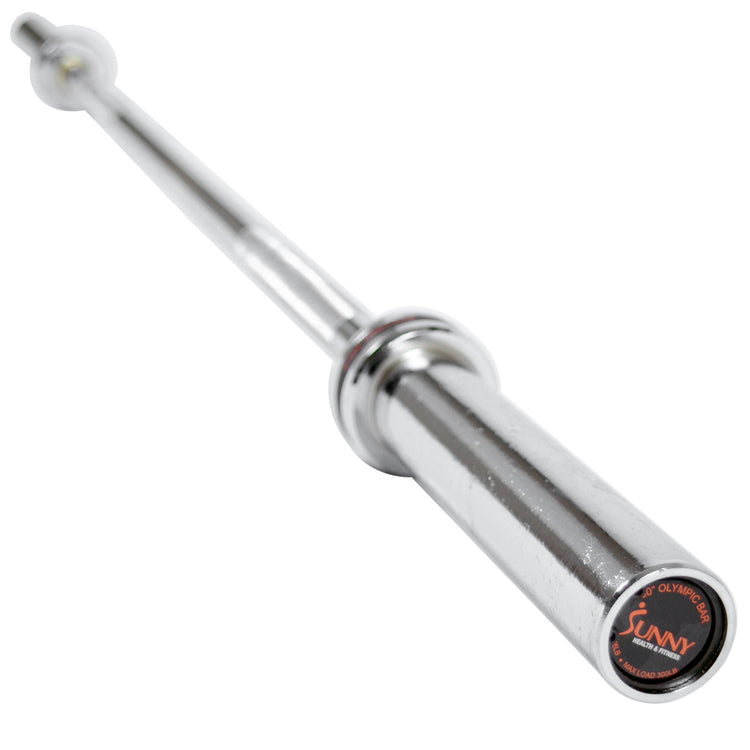 300 LB WEIGHT CAPACITY | This starter weightlifting bar is excellent for building strength in your arms, back and shoulders. With a 300 pound weight capacity, feel the power to go heavy.