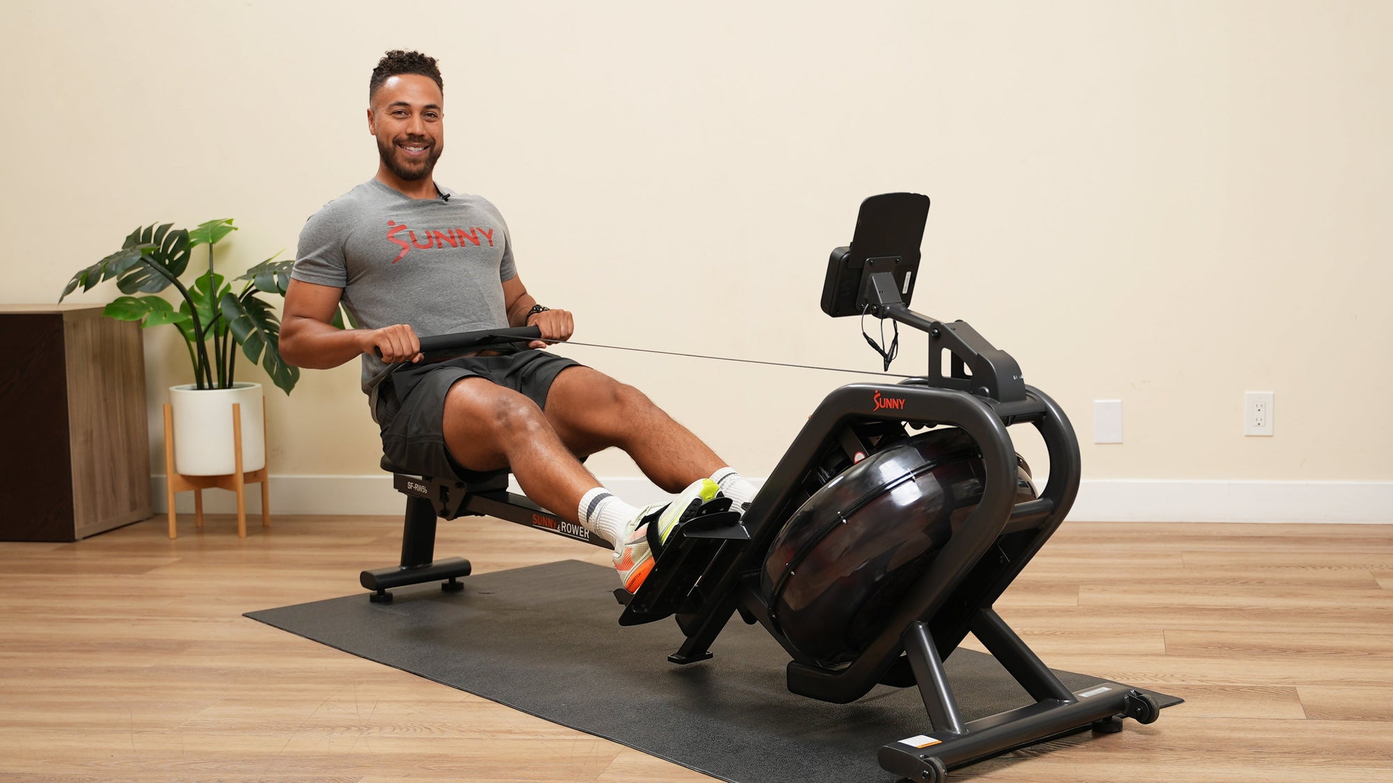 Easy Rower Exercises 10-Minute Water Rower Workout | Sunny Health & Fitness