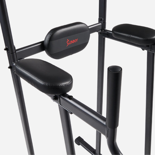 Ergonomic Captain's Chair | Designed with user comfort in mind, the captain’s chair supports your back and arms during leg raises, making it ideal for core workouts.