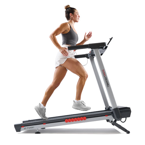 12 Auto Incline Levels | Simulate varied terrain and adjust intensity instantly with built-in quick incline and speed buttons.
