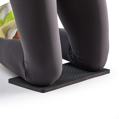Includes Non-Slip Knee Pad | Provides cushioned comfort, protects your knees, and stays securely in place during workouts.