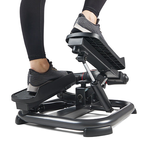 Heavy-Duty Stability | The reinforced V-shaped frame and wide pedals support confident stepping up to 180 kg / 397 lb.
