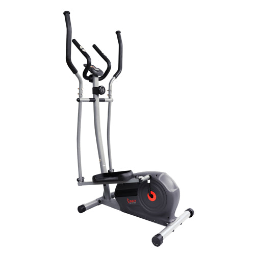 BIDIRECTIONAL STRIDING | Bidirectional 11-inch stride length provides the Essential Interactive Series Elliptical machine with an optimal and efficient striding motion.