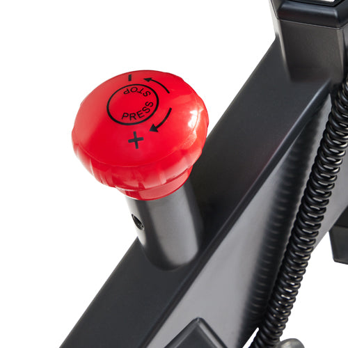 Keselamatan & Kenyamanan | Rem berhenti darurat untuk keselamatan dalam case roda berputar untuk cepat. Cukup tekan rem untuk membuat sepeda Anda berhenti total.