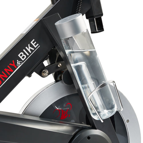 Pemegang Botol | Pemegang botol menjaga minuman menyegarkan favorit Anda dengan segala ukuran di lengan jangkauan, tetap terhidrasi melalui latihan intens Anda.