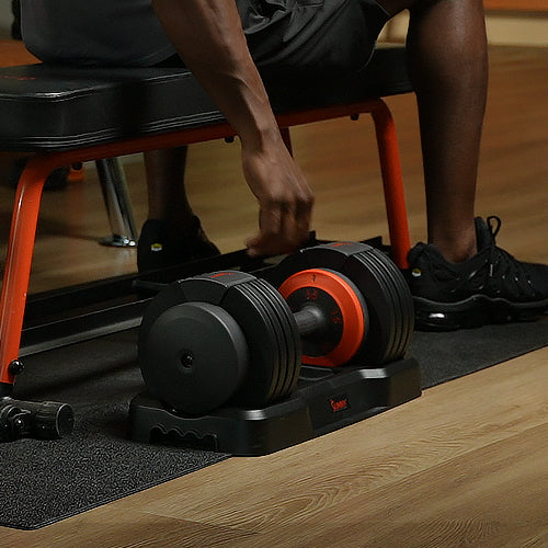 Compact Design | Maximum workout efficiency in minimal space with the innovative adjustable dumbbell. Its compact design ensures your fitness goals without cluttering your home gym.