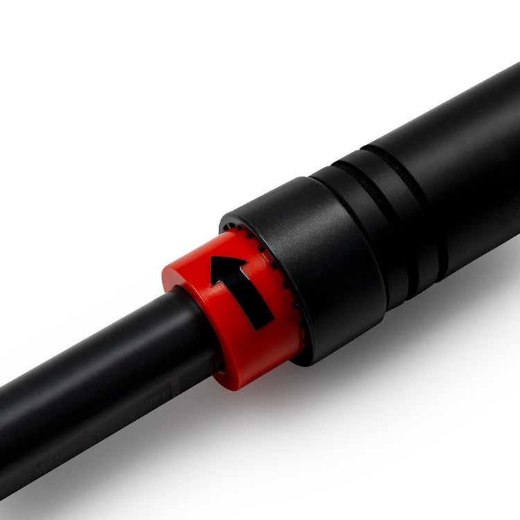 Anti-Rotation Stability | Built-in anti-rotation lock stops twist and wobble under load—perfect for chin-ups, static holds, and slow negatives.