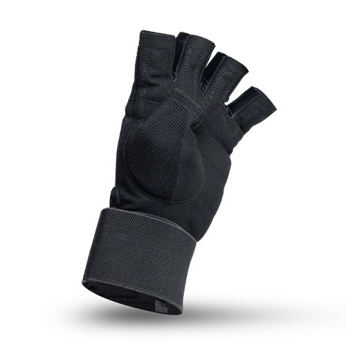Targeted Hand Protection | 3–4 mm palm padding helps prevent blisters and calluses while preserving natural bar feel.