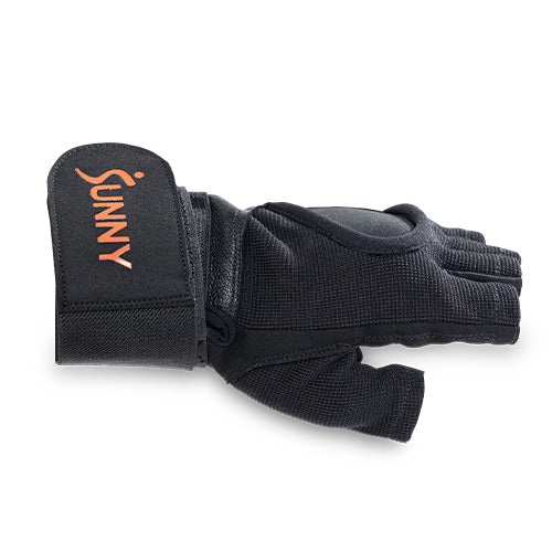 Built-In Wrist Compression | Integrated elastic wrap provides supportive compression without stiffness or restriction.