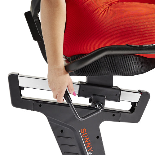 PATENTED EASY SEAT ADJUSTMENTS | With the easy seat adjuster, you no longer have to get up off the machine to make seating adjustments. It’s all done at the flick of a handle by your side with no hassle while you stay seated. 