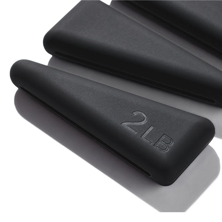 SOFT SMOOTH SILICONE | Long-lasting soft silicone cover, coated to not cause any irritation on your skin. Wear for hours with no issues as you walk, run, or do any workout