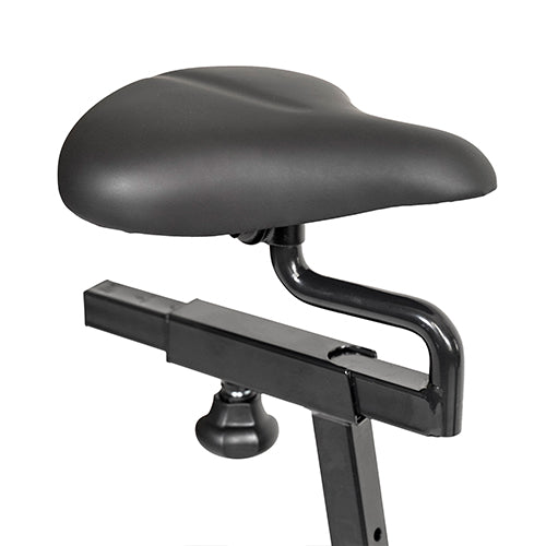 ADJUSTABLE SEAT | 4-Way adjustable seat to help you stay in proper form.