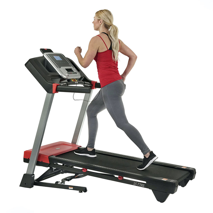 STEEP INCLINE | With 18 automatic incline levels (18% incline), the top of the treadmill deck can raise itself to a maximum of 5 inches off the ground.