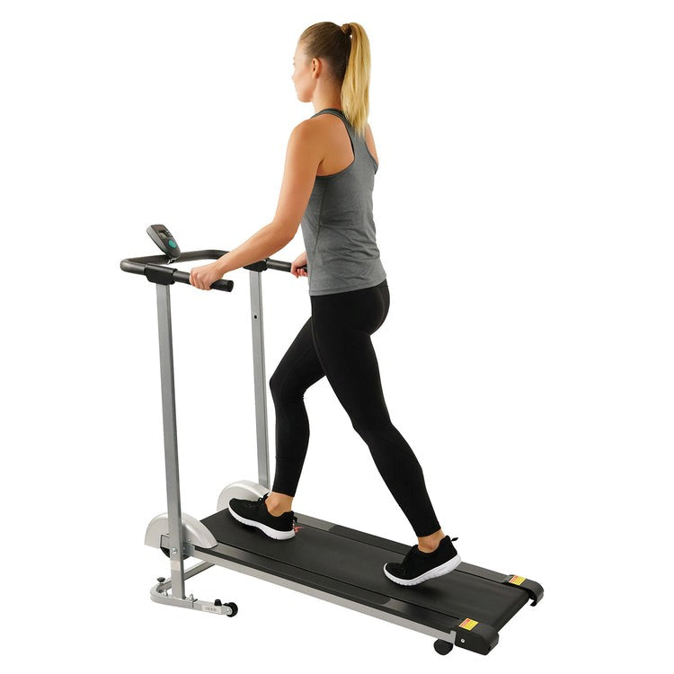 https://d274lp0twlkzz.cloudfront.net/Product%20Video/Product%20Demo-White%20BG/SF-T1407M_Manual_Walking_Treadmill_Demonstration.mp4